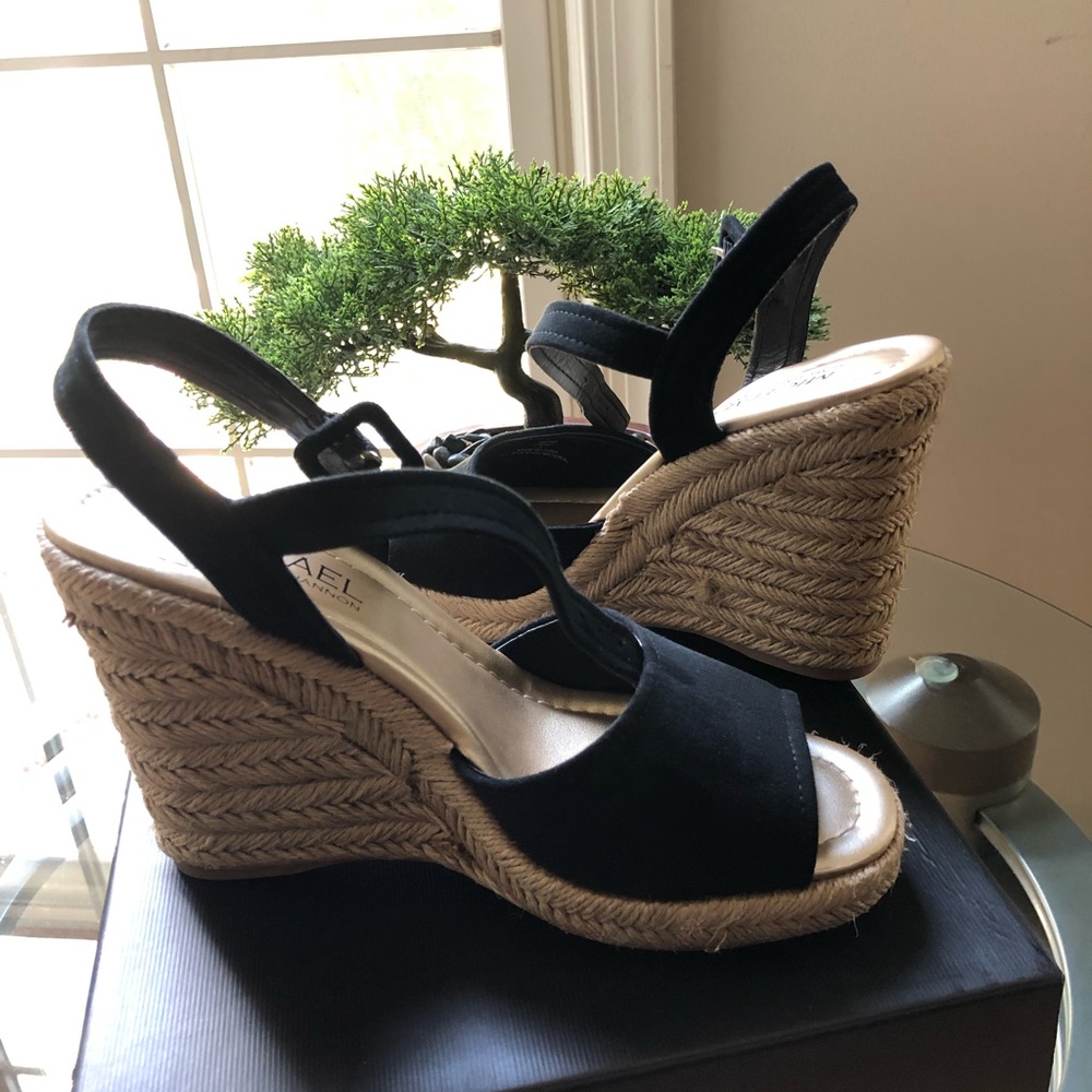 Michael Shannon Wedge Size 6